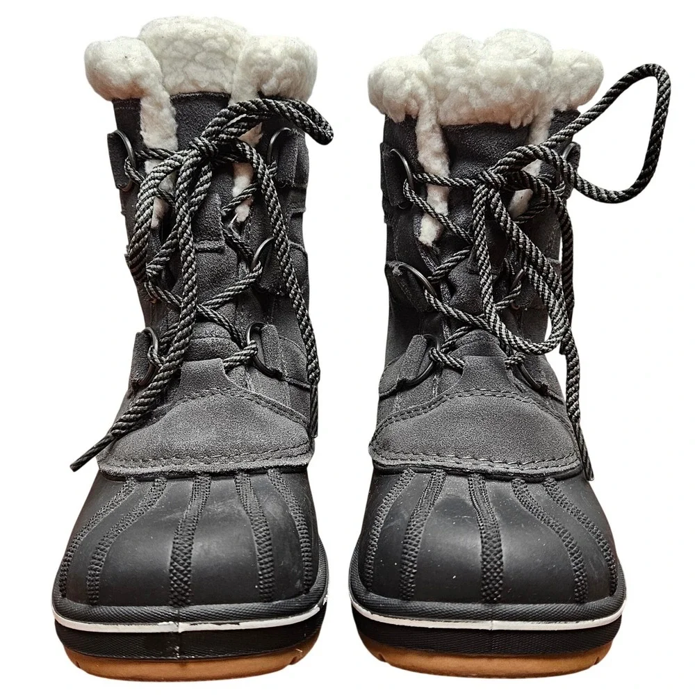 Cat & Jack Gray Faux Fur Thermolite Lace Up Winter Snow Boots Kids Size 1